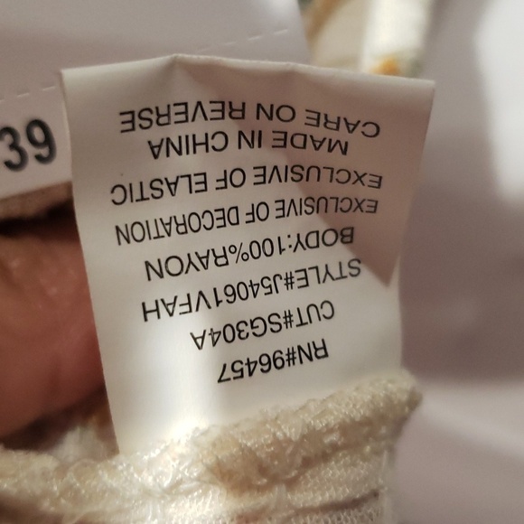 Eyeshadow floral print short sleeve top nwt - Picture 6 of 8